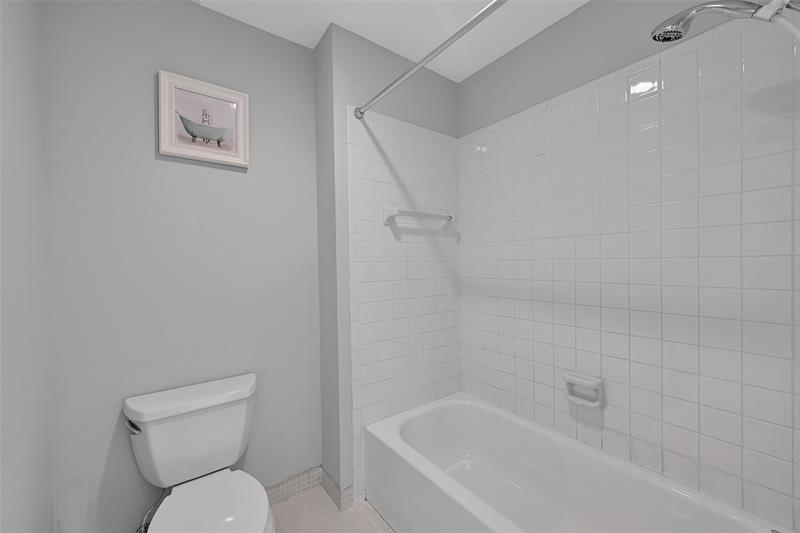 Image 28 of 38 For 21699 Cypress Rd  17d