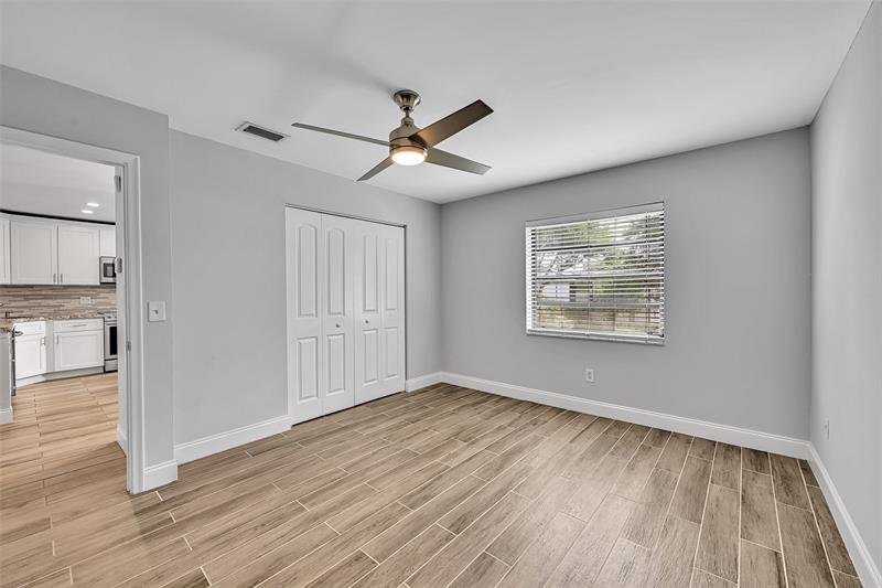 Image 32 of 38 For 21699 Cypress Rd  17d