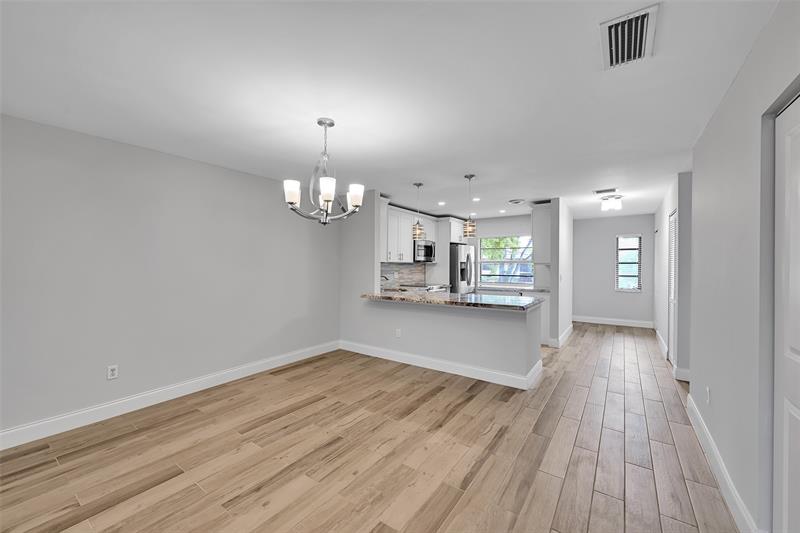 Image 9 of 38 For 21699 Cypress Rd  17d