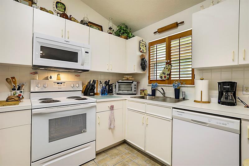 Image 14 of 28 For 349 Tuscany Way