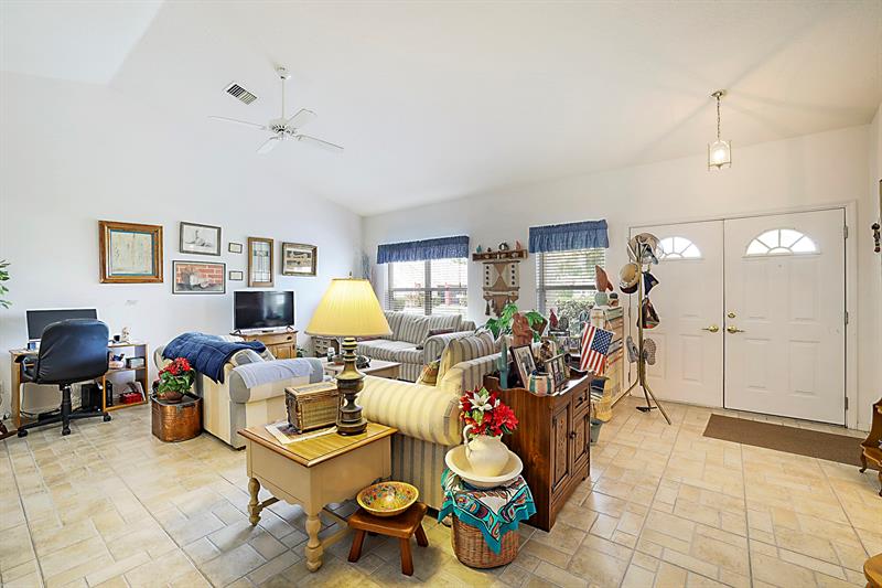 Image 4 of 28 For 349 Tuscany Way