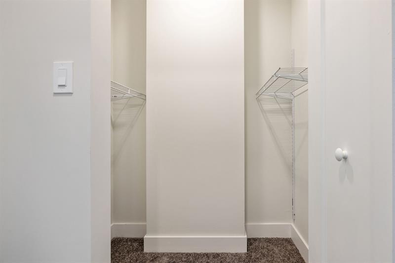 Image 10 of 45 For 120 Compass Way  435