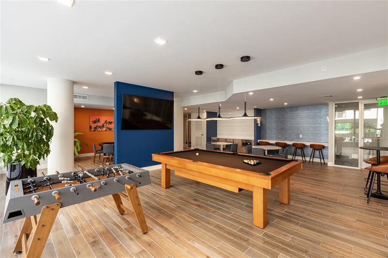 Image 27 of 45 For 120 Compass Way  435