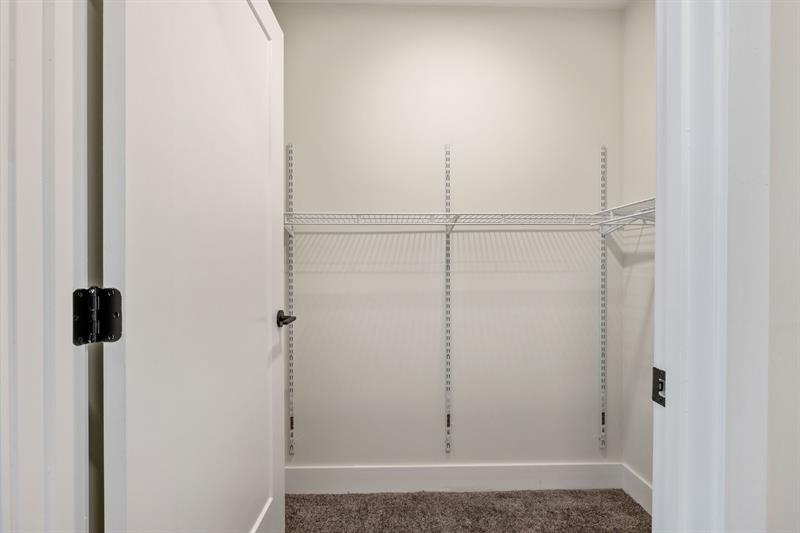 Image 9 of 45 For 120 Compass Way  435