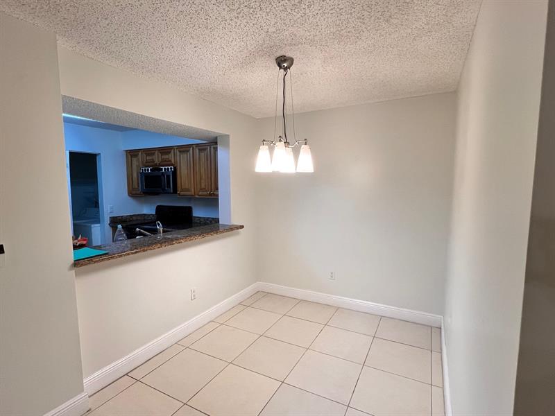 Image 3 of 13 For 1281 46th Ave  2515