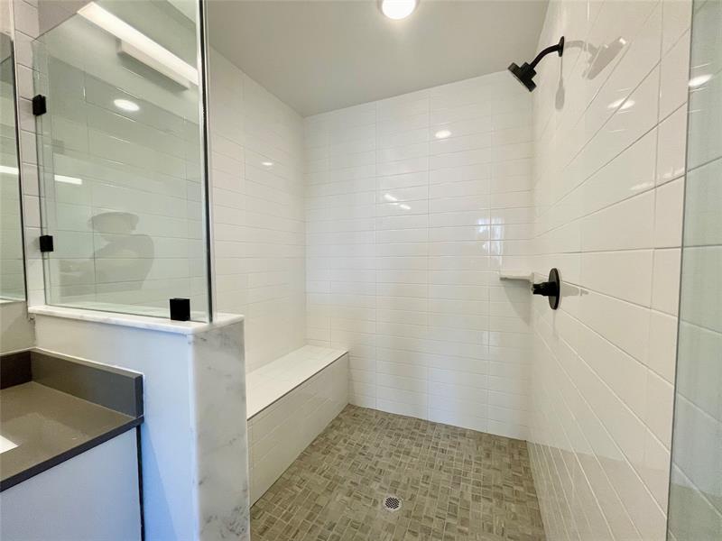 Image 14 of 40 For 120 Compass Way  338