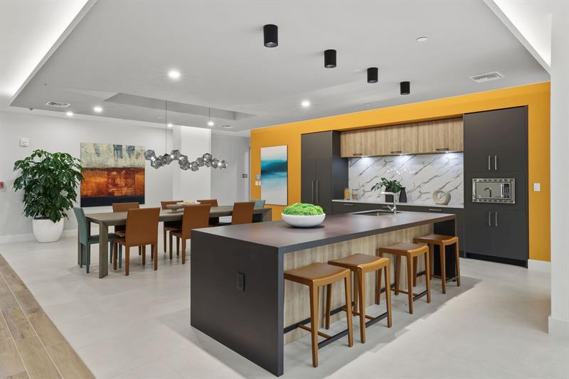 Image 18 of 40 For 120 Compass Way  338