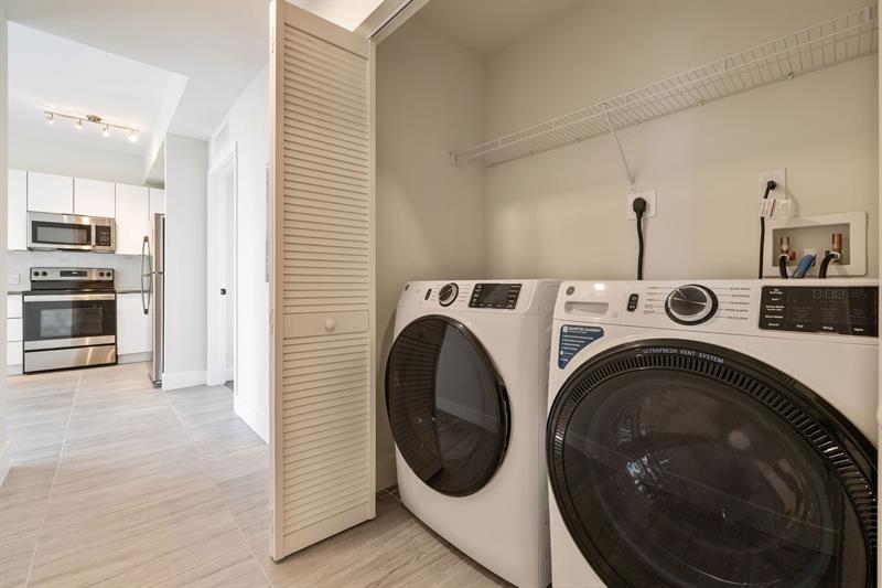 Image 9 of 40 For 120 Compass Way  338