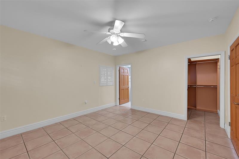 Image 34 of 52 For 1401 Red Rd  
