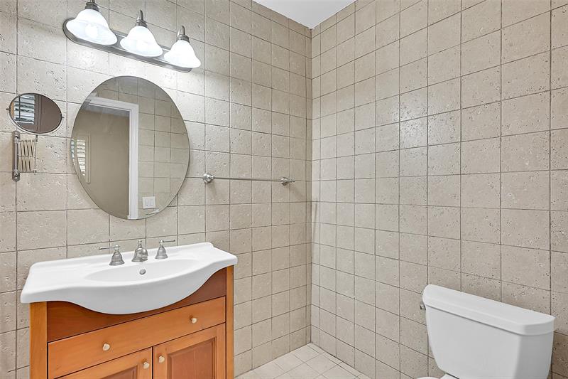 Image 36 of 52 For 1401 Red Rd  