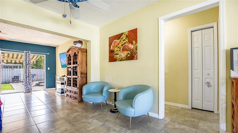 Image 17 of 24 For 2250 79th Ave