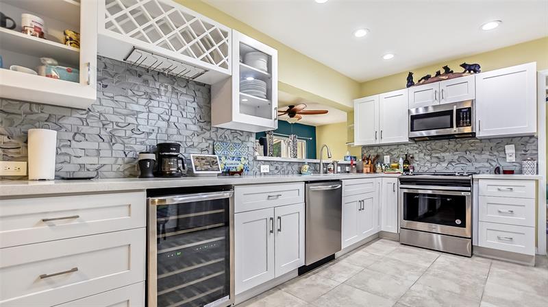 Image 6 of 24 For 2250 79th Ave