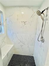 Image 15 of 18 For 11041 Harbour Springs Cir