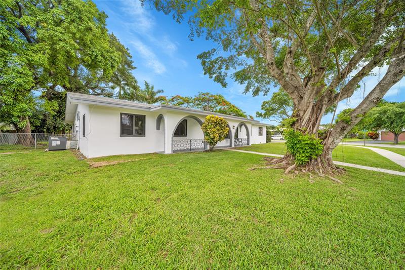 Image 28 of 39 For 7301 13th Ct
