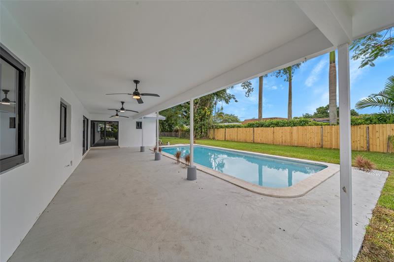 Image 31 of 39 For 7301 13th Ct