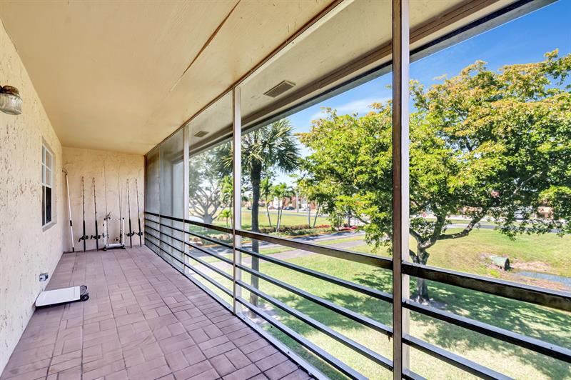 Details for 100 Lake Meryl Dr  201, West Palm Beach, FL 33411