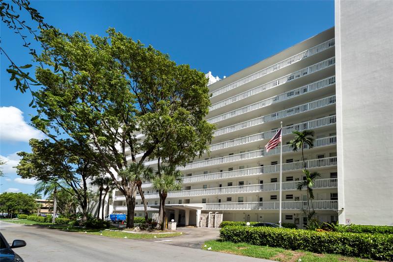 Details for 2555 11th St  902, Fort Lauderdale, FL 33304