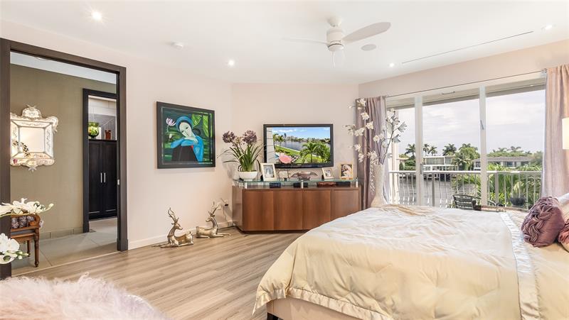 Image 34 of 66 For 21205 38th Ave  66