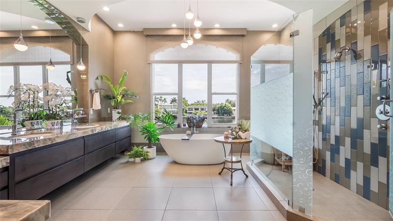 Image 43 of 66 For 21205 38th Ave  66