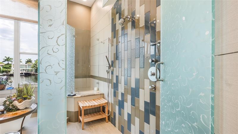 Image 44 of 66 For 21205 38th Ave  66