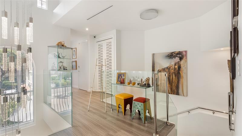 Image 50 of 66 For 21205 38th Ave  66