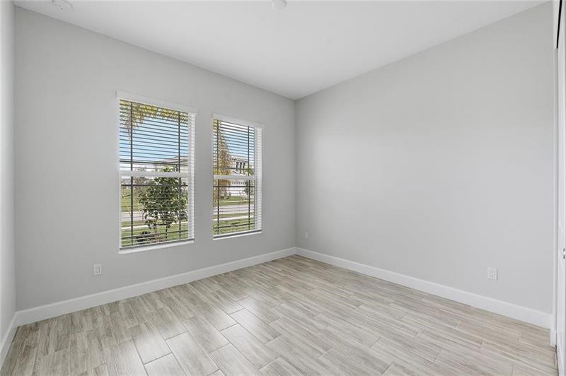 Image 13 of 55 For 5217 Liberty Ln