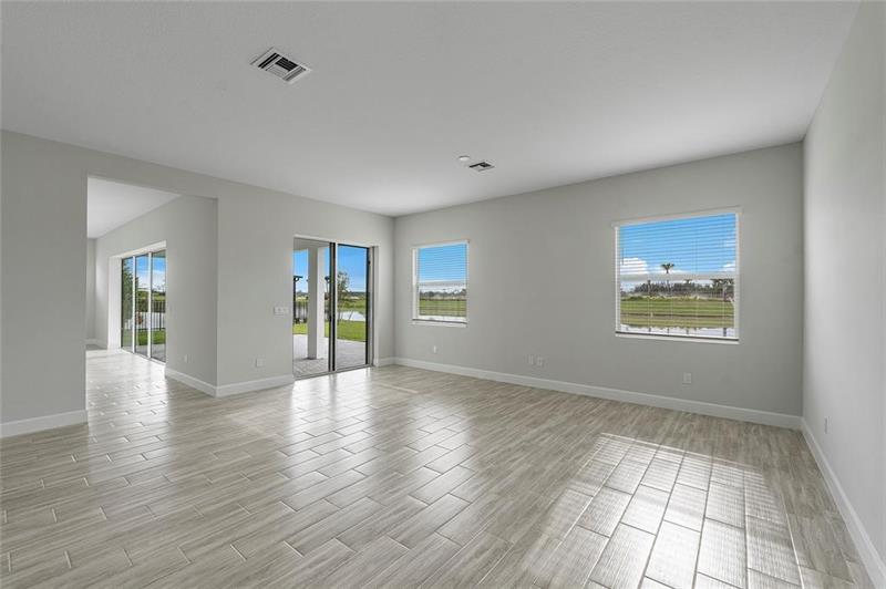 Image 21 of 55 For 5217 Liberty Ln