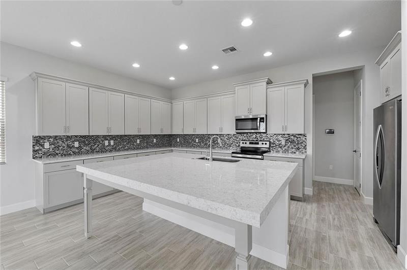 Image 8 of 55 For 5217 Liberty Ln