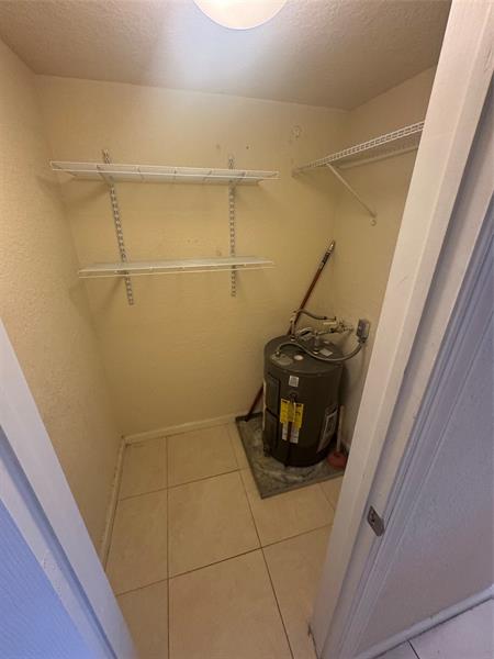Image 7 of 12 For 2120 42nd Ct  6