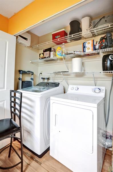 Image 17 of 48 For 251 Hemingway Cir  251