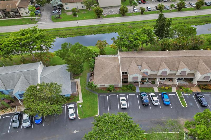Image 39 of 48 For 251 Hemingway Cir  251
