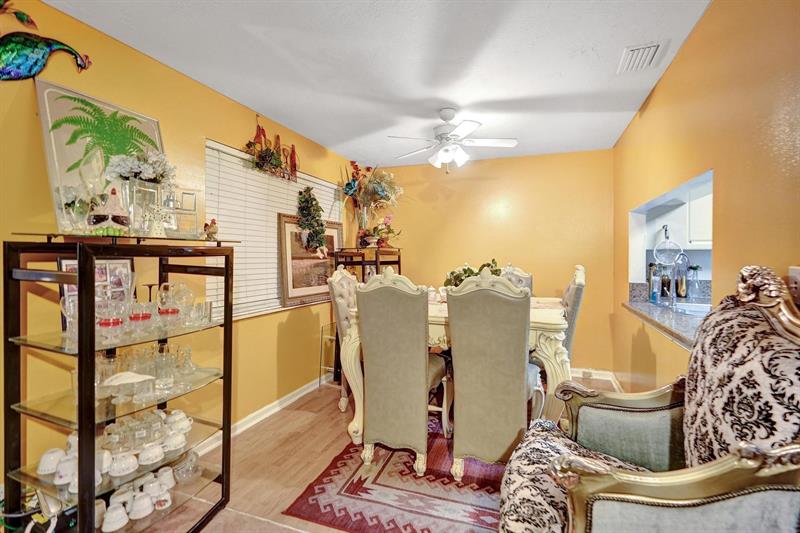 Image 6 of 48 For 251 Hemingway Cir  251