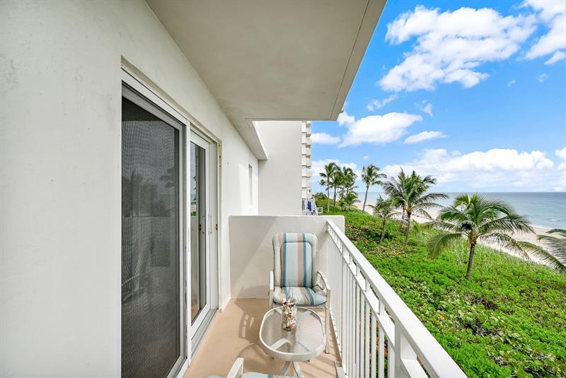 Image 10 of 59 For 3301 Ocean Blvd.  109