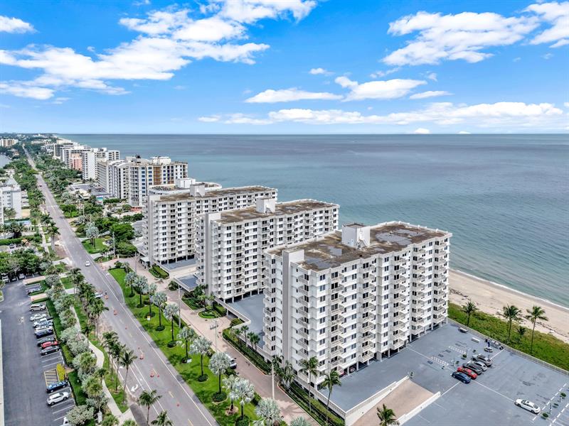 Image 22 of 59 For 3301 Ocean Blvd.  109
