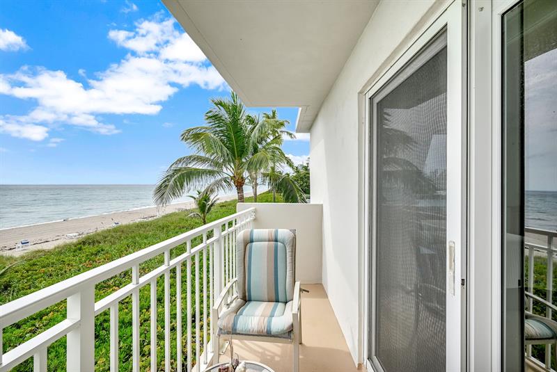 Image 9 of 59 For 3301 Ocean Blvd.  109