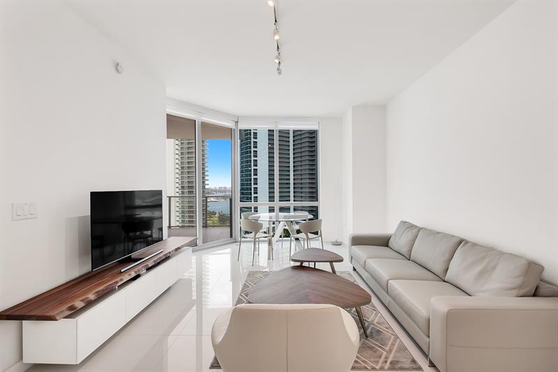 Details for 851 1st Ave  2005, Miami, FL 33132