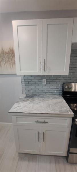 Image 4 of 19 For 14588 Canalview Dr  C