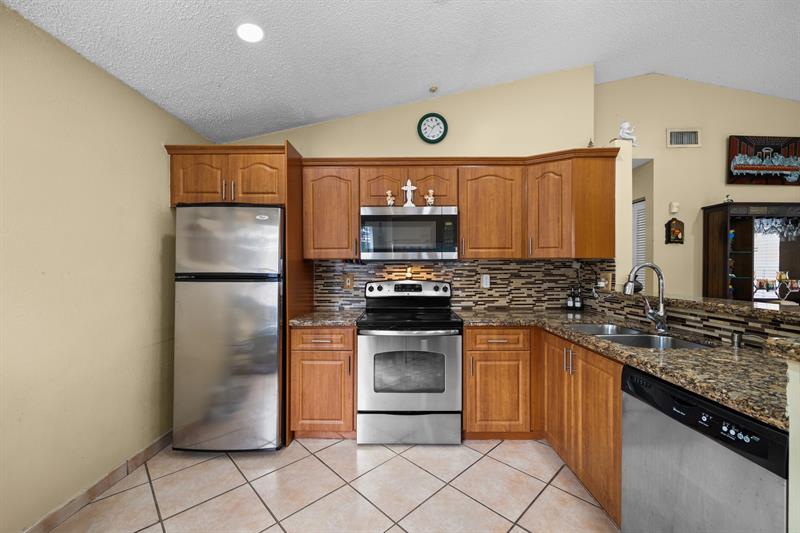 Image 10 of 50 For 681 172nd Ter