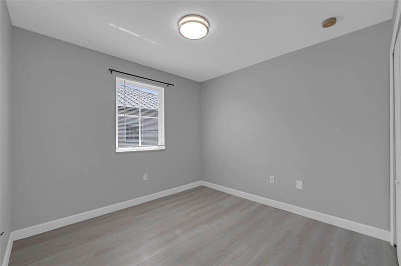 Image 13 of 23 For 4361 160th Av  205