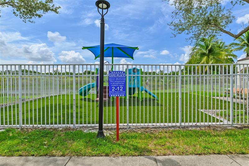 Image 24 of 25 For 4361 160th Av  205