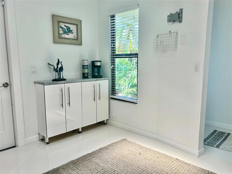 Image 13 of 64 For 10702 Beach Palm Ct  A
