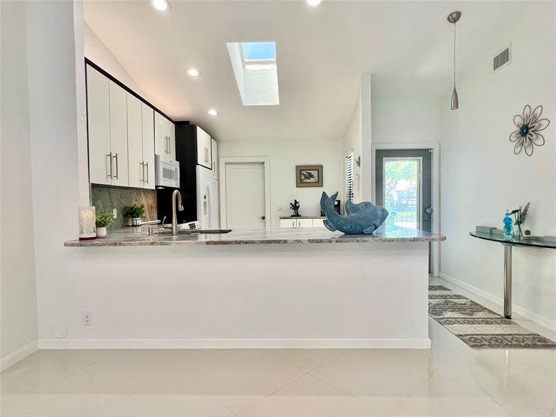 Image 30 of 64 For 10702 Beach Palm Ct  A