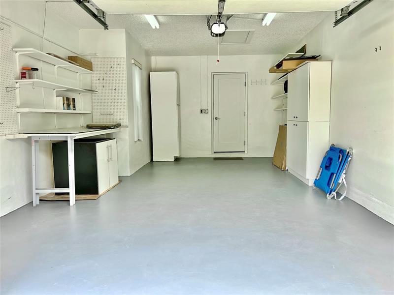 Image 36 of 64 For 10702 Beach Palm Ct  A