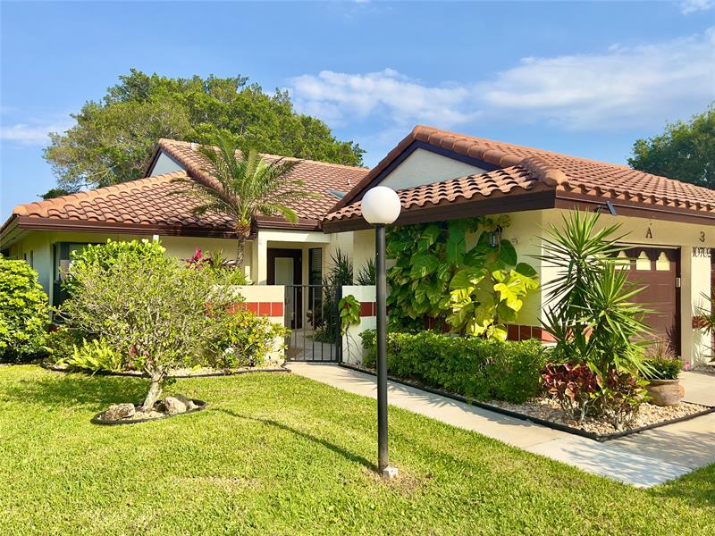 Image 43 of 64 For 10702 Beach Palm Ct  A