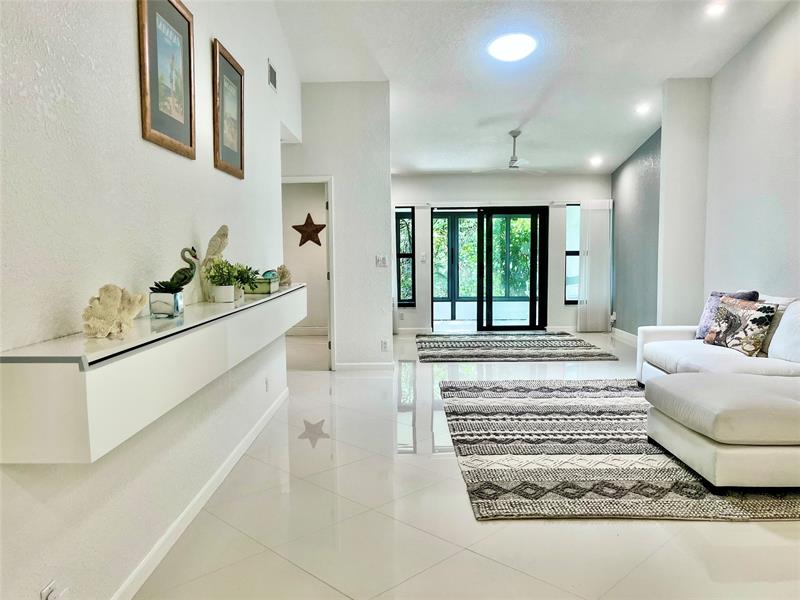 Image 5 of 64 For 10702 Beach Palm Ct  A