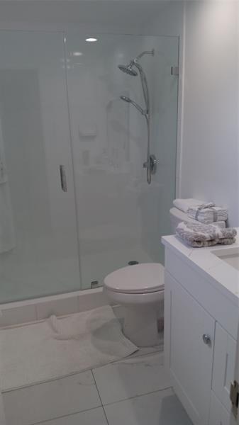 Image 19 of 36 For 3001 Ocean Dr  109