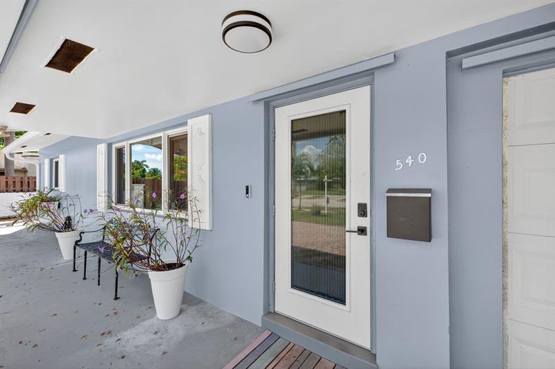 Image 28 of 30 For 540 38th St  