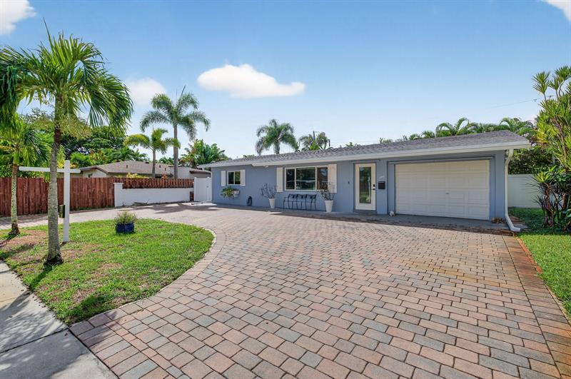 Image 3 of 30 For 540 38th St  