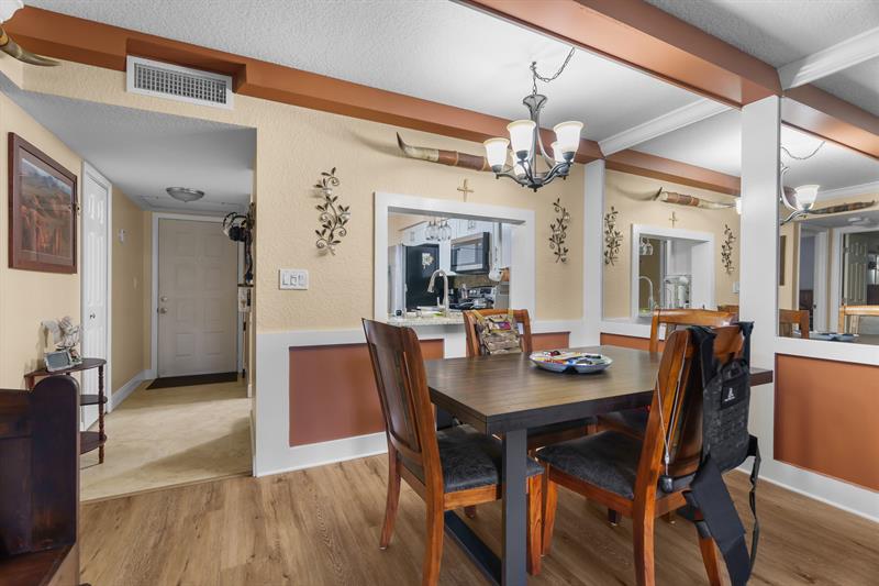 Image 8 of 33 For 3051 Holiday Springs Blvd  102