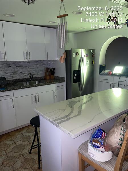 Image 3 of 6 For 7405 14th Ct